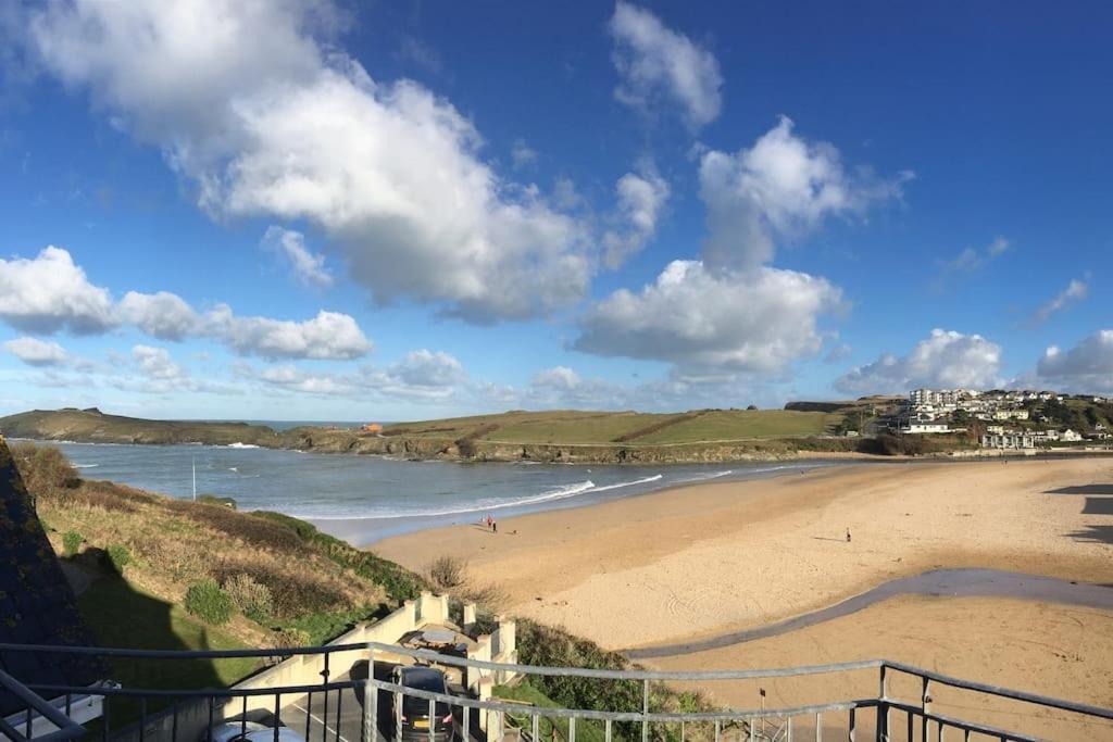 Beach Side Top Floor Property, Balcony & Sea Views Newquay  Exterior photo