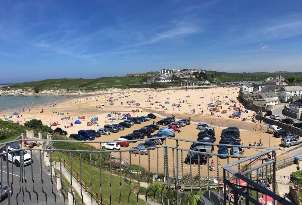 Beach Side Top Floor Property, Balcony & Sea Views Newquay  Exterior photo