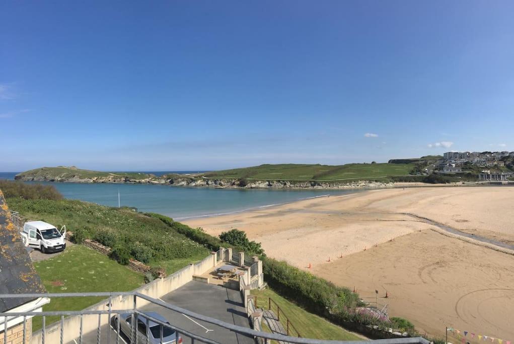 Beach Side Top Floor Property, Balcony & Sea Views Newquay  Exterior photo