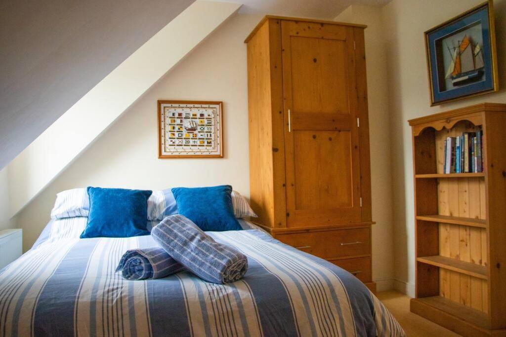 Beach Side Top Floor Property, Balcony & Sea Views Newquay  Exterior photo